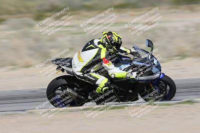 media/Jan-15-2026-Racers Edge (Thu) [[dfebeb70ab]]/2-A Group/Session 3 (Turn 15 Inside Pans)/